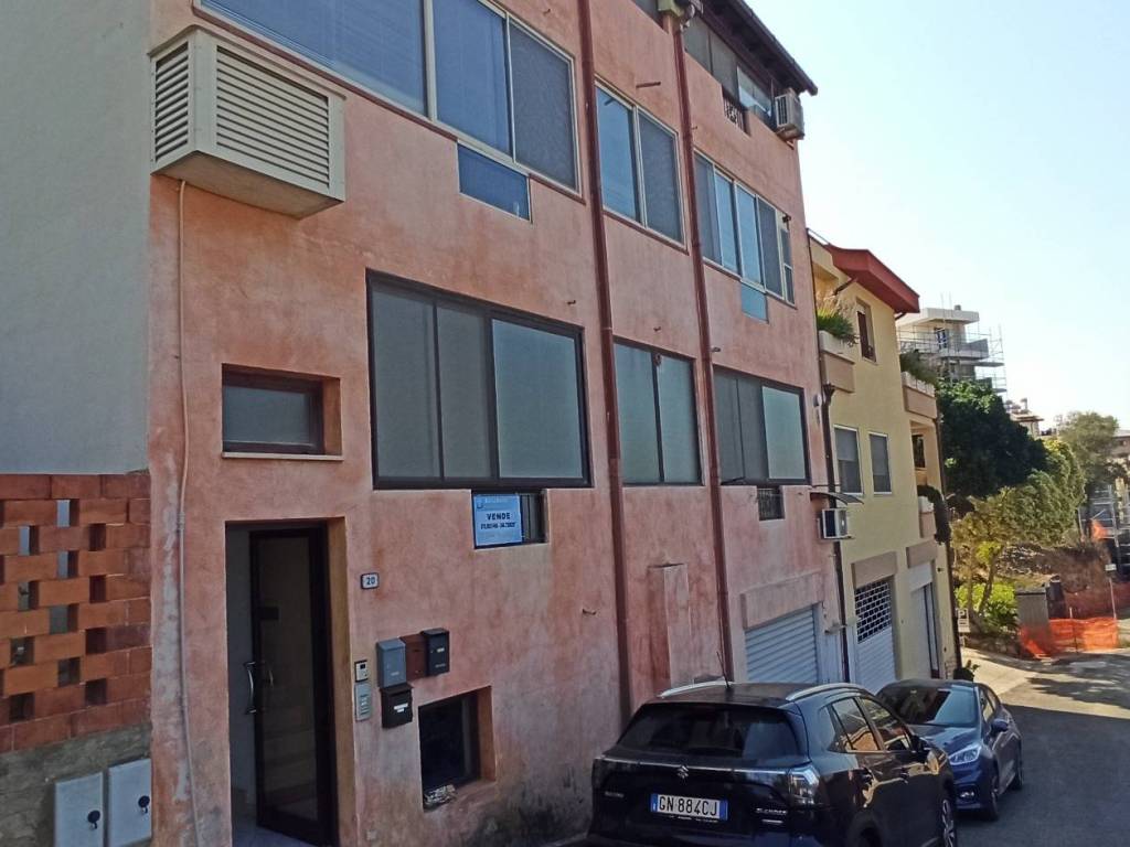 intera palazzina in vendita a Muravera
