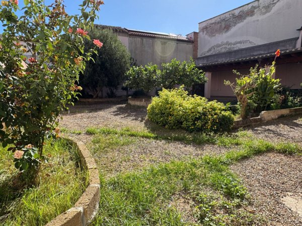 casa indipendente in vendita a Muravera