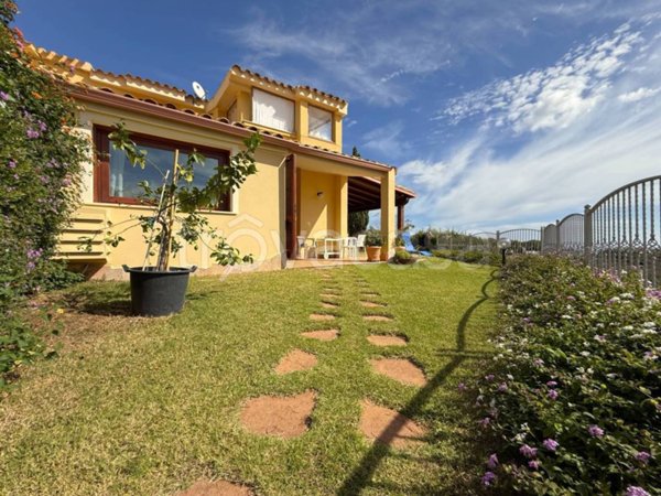 casa indipendente in vendita a Muravera in zona Costa Rei