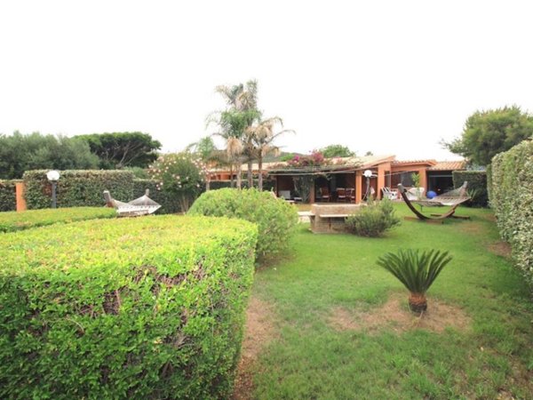 casa indipendente in vendita a Muravera in zona Costa Rei