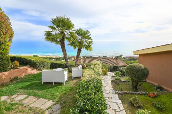 casa indipendente in vendita a Muravera in zona Costa Rei