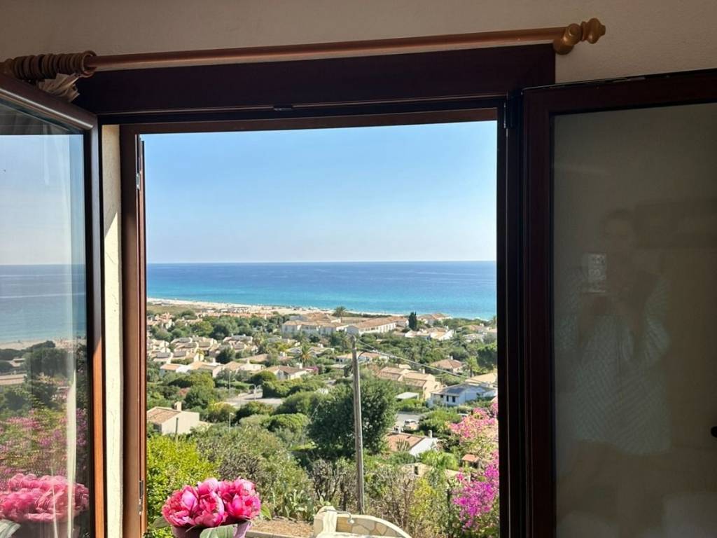 casa indipendente in vendita a Muravera in zona Costa Rei