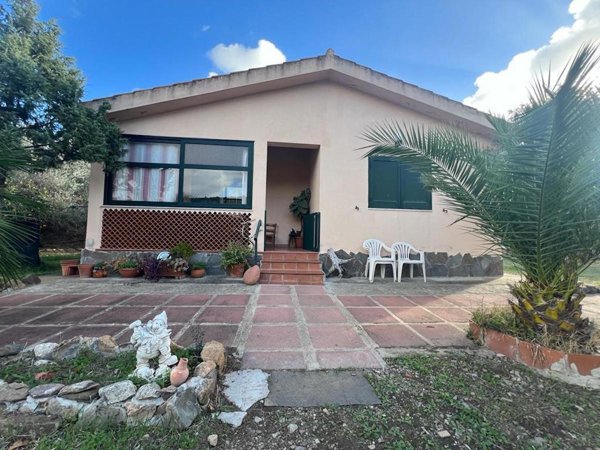 casale in vendita a Muravera