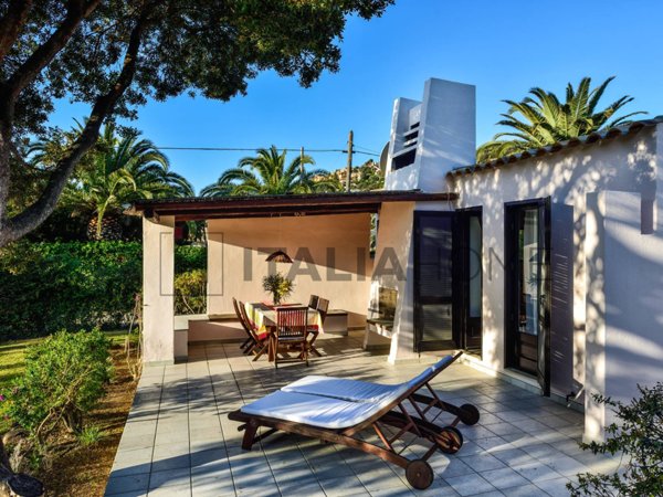 casa indipendente in vendita a Muravera in zona Costa Rei