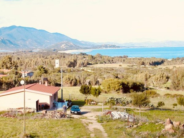 casa indipendente in vendita a Muravera in zona Feraxi