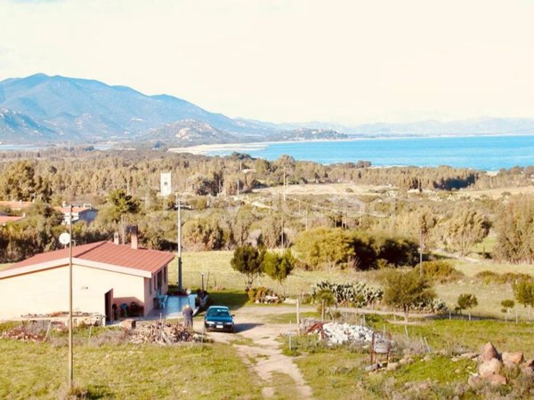 casa indipendente in vendita a Muravera in zona Feraxi