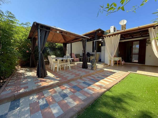 casa indipendente in vendita a Muravera in zona Costa Rei