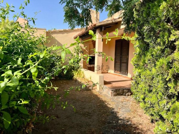 casa indipendente in vendita a Muravera in zona Costa Rei