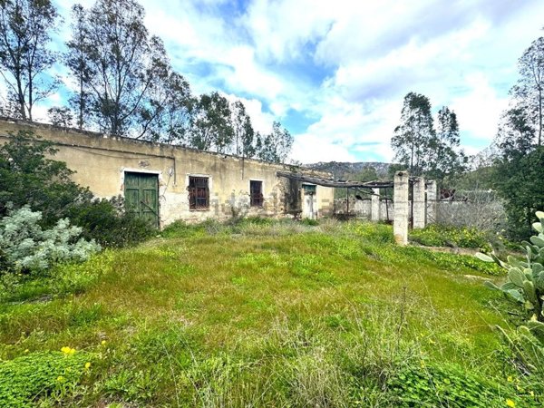 casa indipendente in vendita a Muravera