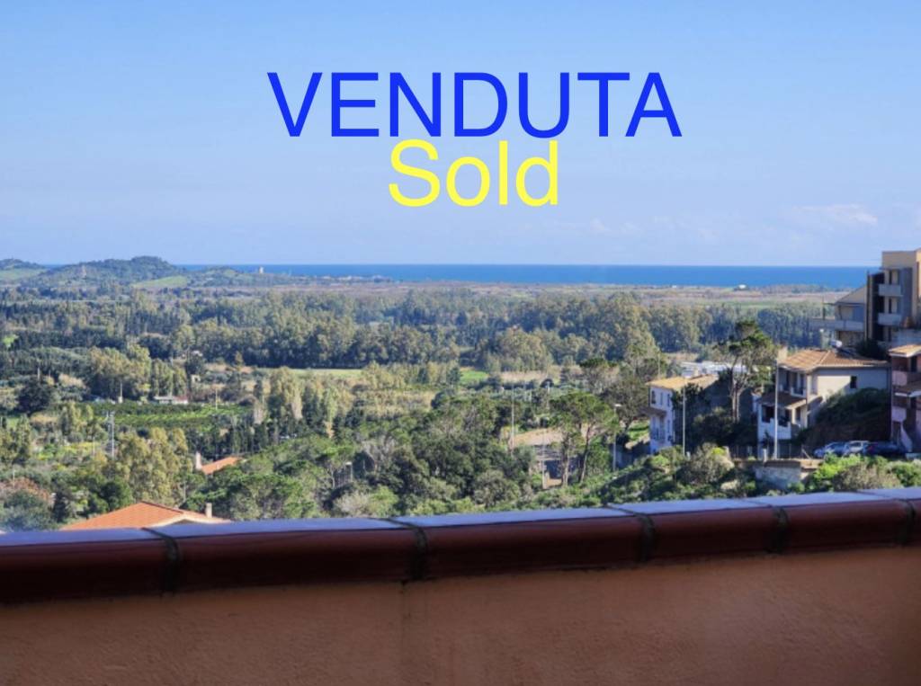 casa indipendente in vendita a Muravera in zona Feraxi