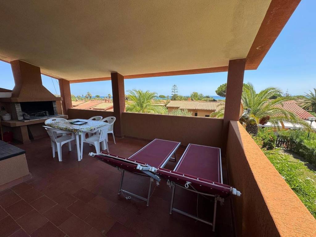 appartamento in vendita a Muravera in zona Costa Rei