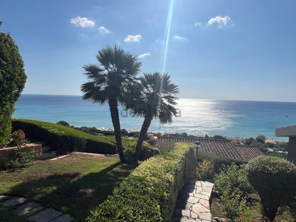 casa indipendente in vendita a Muravera in zona Costa Rei