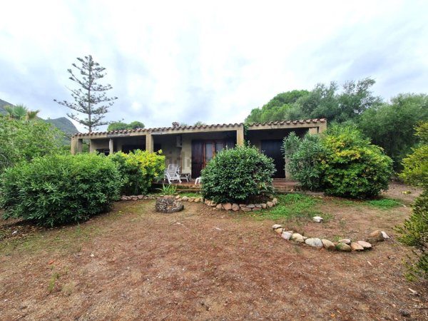 casa indipendente in vendita a Muravera in zona Costa Rei