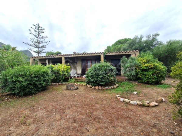 casa indipendente in vendita a Muravera in zona Costa Rei