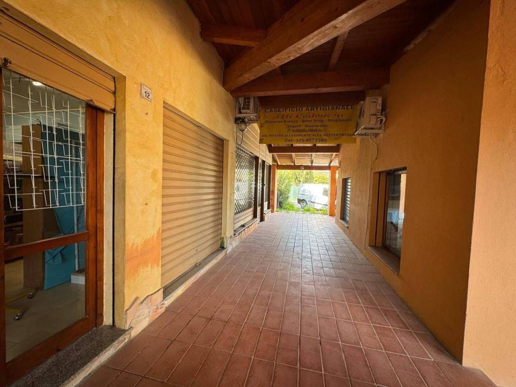 negozio in vendita a Muravera in zona Costa Rei
