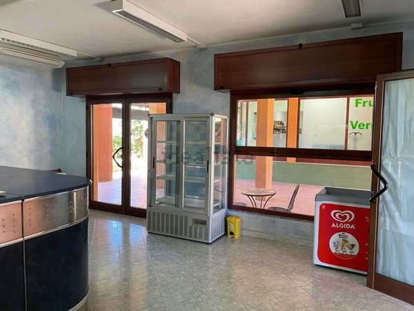 locale di sgombero in vendita a Muravera in zona Costa Rei