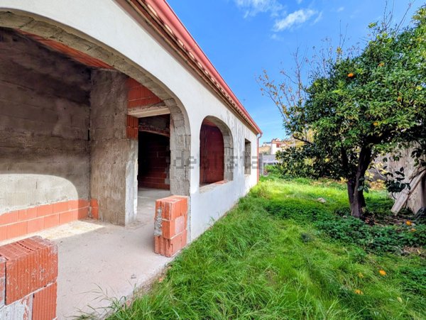 casa indipendente in vendita a Muravera