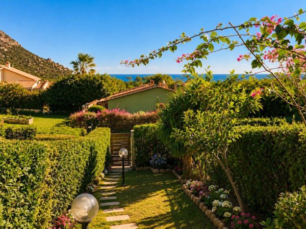 casa indipendente in vendita a Muravera in zona Costa Rei