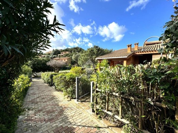 casa indipendente in vendita a Muravera in zona Costa Rei