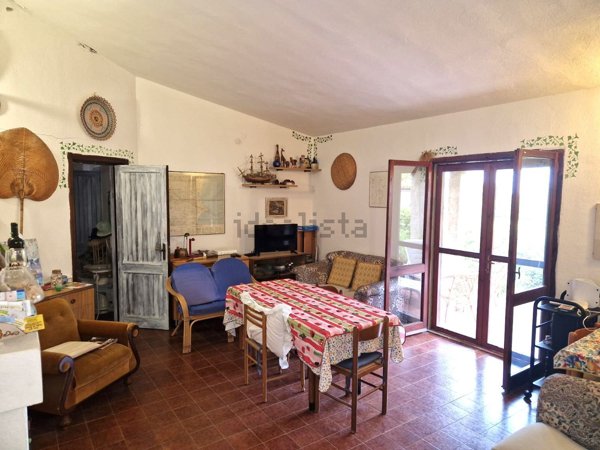 casa indipendente in vendita a Muravera in zona Costa Rei