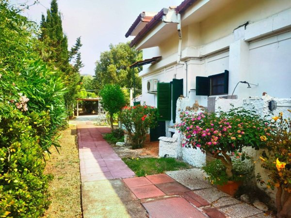 casa indipendente in vendita a Muravera