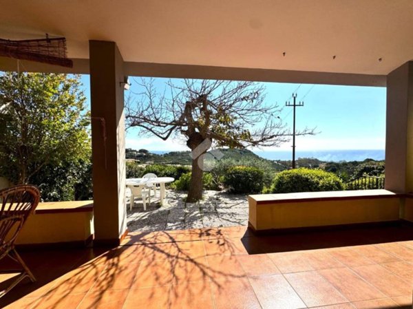 casa indipendente in vendita a Muravera in zona Costa Rei