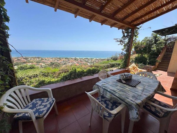 appartamento in vendita a Muravera in zona Costa Rei