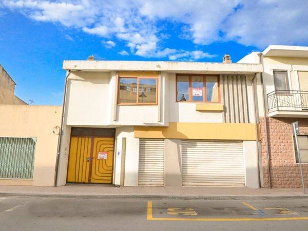 casa indipendente in vendita a Muravera