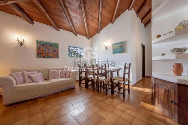 casa indipendente in vendita a Muravera in zona Costa Rei