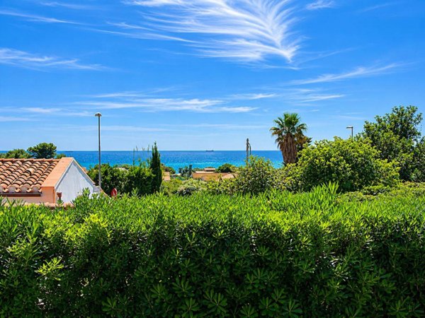 casa indipendente in vendita a Muravera in zona Costa Rei