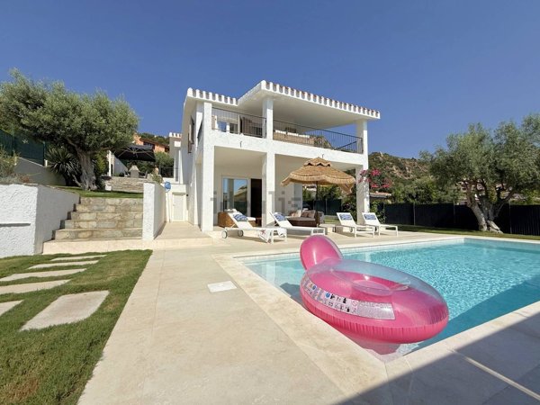 casa indipendente in vendita a Muravera in zona Costa Rei