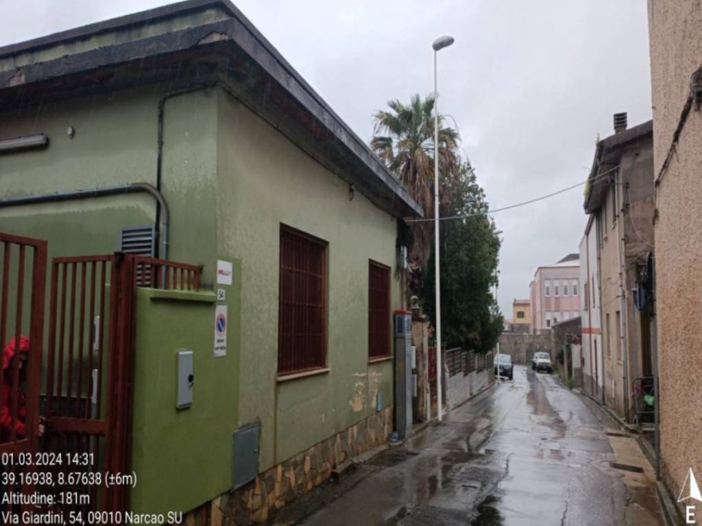 locale commerciale in vendita a Narcao
