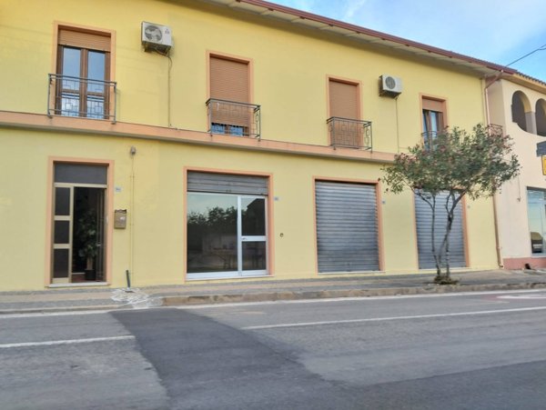 locale commerciale in vendita a Nuraminis