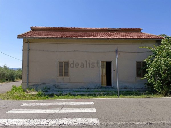 casa indipendente in vendita a Nuxis