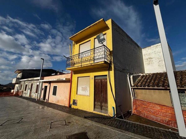 casa indipendente in vendita a Nuxis