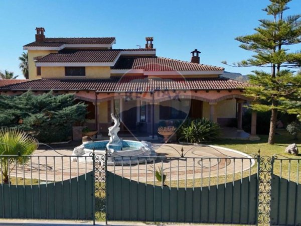 casa indipendente in vendita a Nuxis