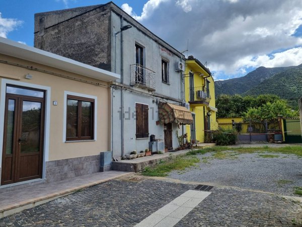 casa indipendente in vendita a Nuxis