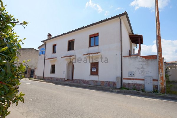 casa indipendente in vendita a Nuxis