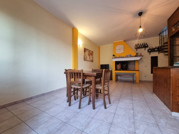 casa indipendente in vendita a Nuxis