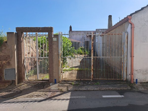 appartamento in vendita a Piscinas