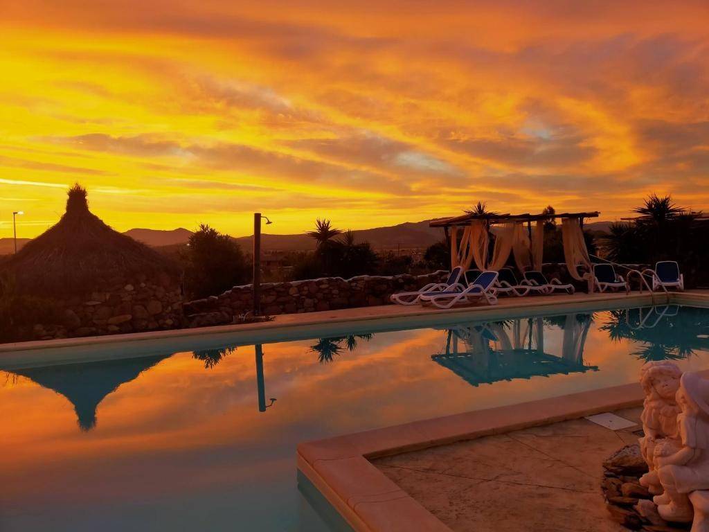 casa indipendente in vendita a Piscinas