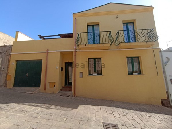 casa indipendente in vendita a Portoscuso