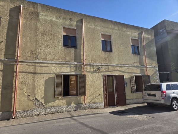 casa indipendente in vendita a Portoscuso in zona Paringianu