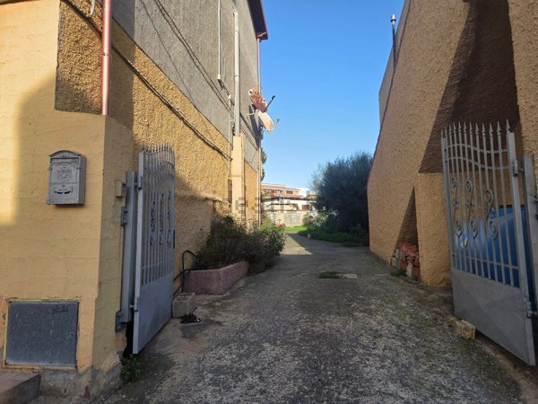 casa indipendente in vendita a Portoscuso in zona Paringianu