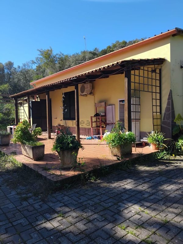 casa indipendente in vendita a Portoscuso