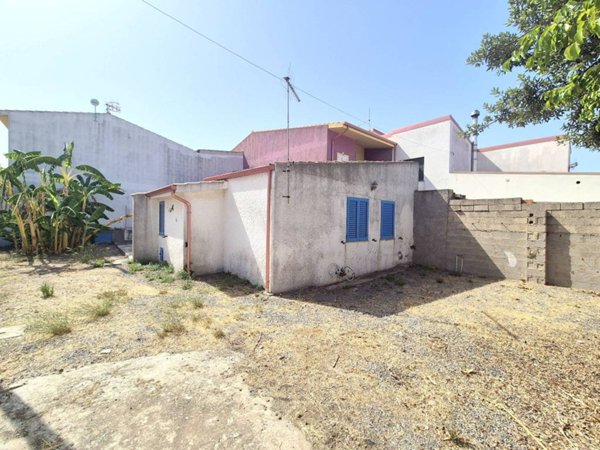 casa indipendente in vendita a Portoscuso in zona Paringianu