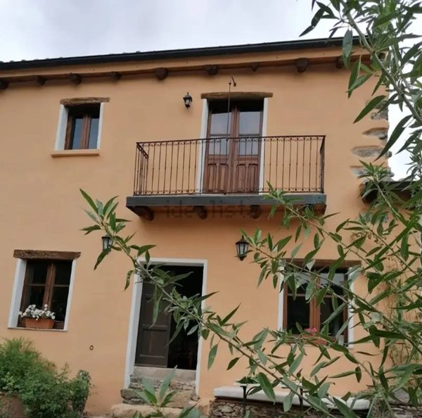 casa indipendente in vendita a Sadali