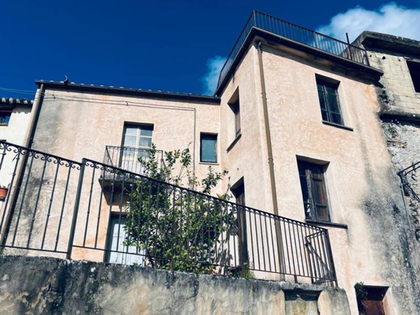 casa indipendente in vendita a Sadali