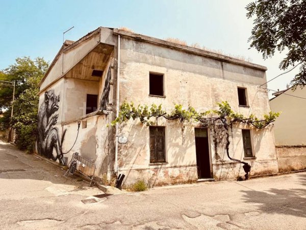 casa indipendente in vendita a Sadali
