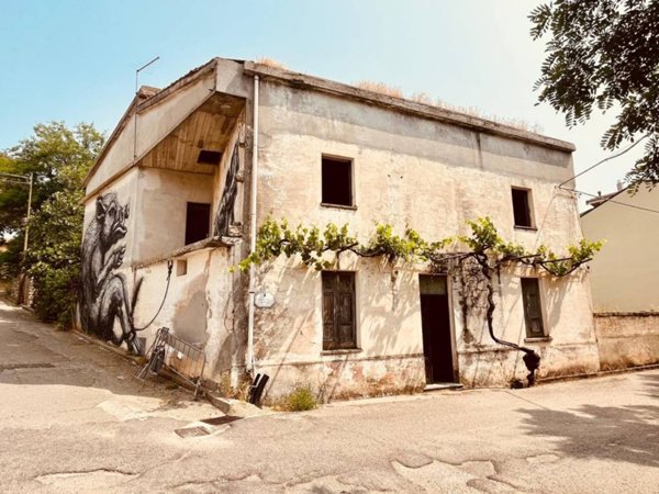 casa indipendente in vendita a Sadali